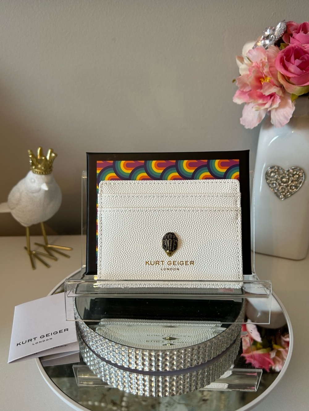 NIB! Kurt Geiger White Leather Card Shoreditch Card Holder with Emblem